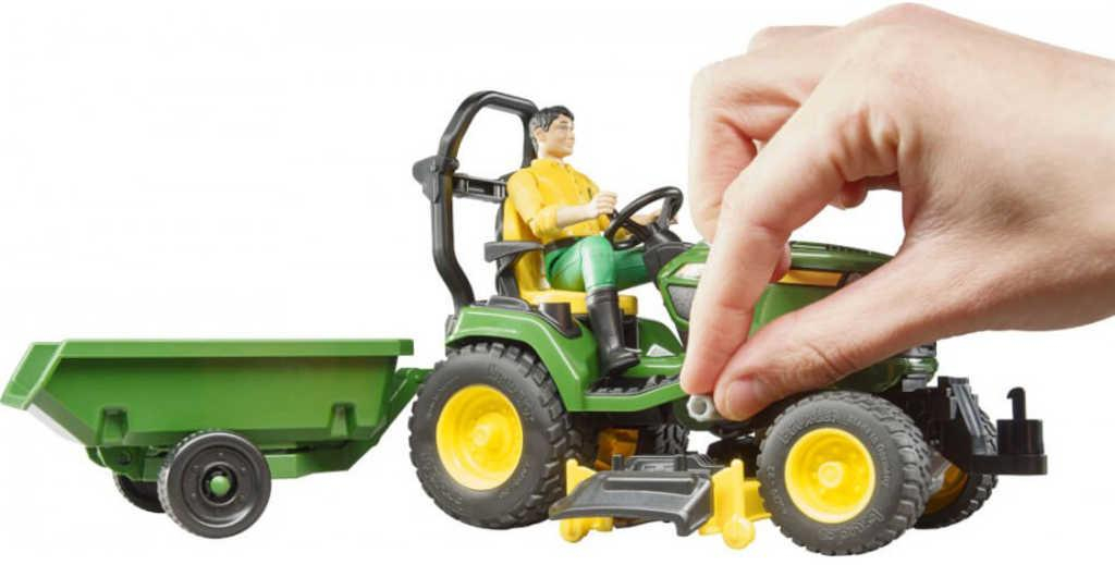 BRUDER 62104 Malotraktor John Deere X949 set s vlečkou a figurkou s doplňky